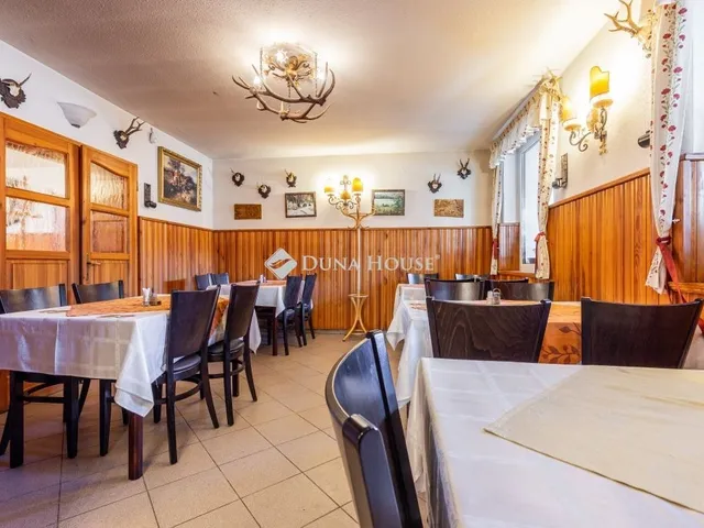 Eladó kereskedelmi és ipari ingatlan Pilisszentkereszt 188 nm