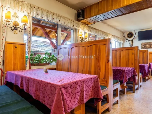 Eladó kereskedelmi és ipari ingatlan Pilisszentkereszt 188 nm