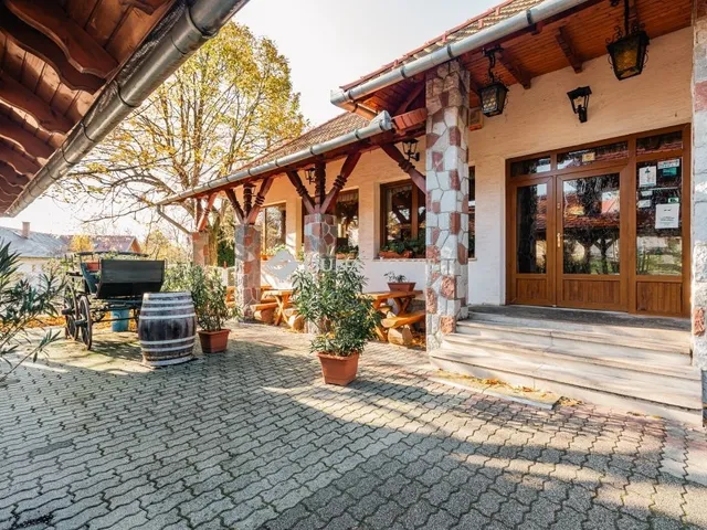 Eladó kereskedelmi és ipari ingatlan Pilisszentkereszt 188 nm