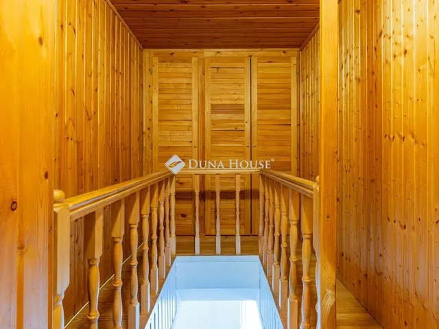 Eladó lakás Budapest XIV. kerület, Herminamező 130 nm