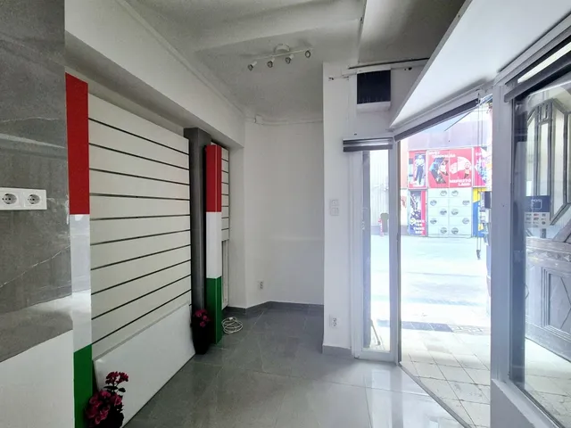 Kiadó kereskedelmi és ipari ingatlan Budapest V. kerület, Belváros 10 nm