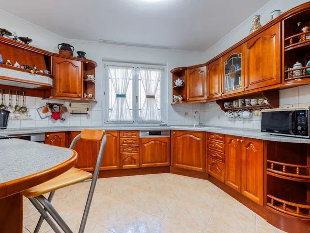 Eladó ház Budapest II. kerület, Budaliget 443 nm