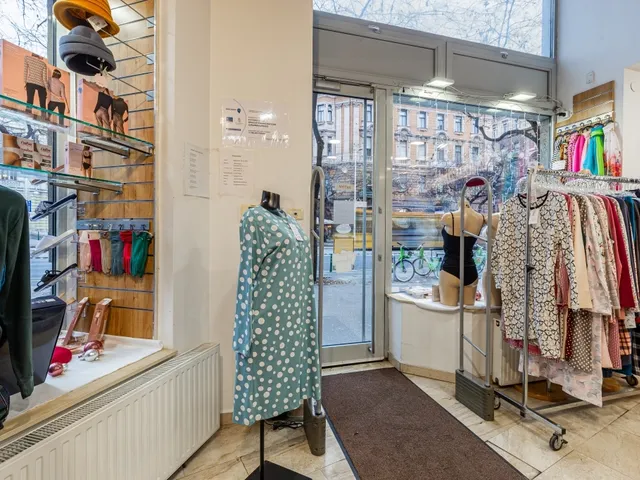 Eladó kereskedelmi és ipari ingatlan Budapest V. kerület, Lipótváros 77 nm