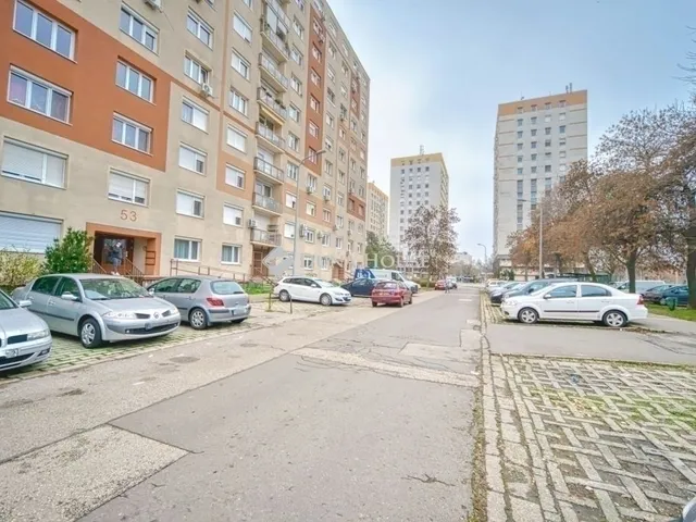 Eladó lakás Budapest XV. kerület, Újpalota 35 nm