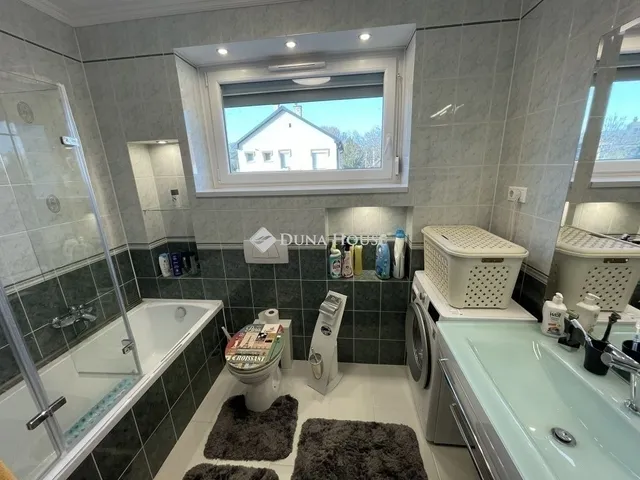 Eladó ház Budapest XV. kerület, Rákospalota 125 nm