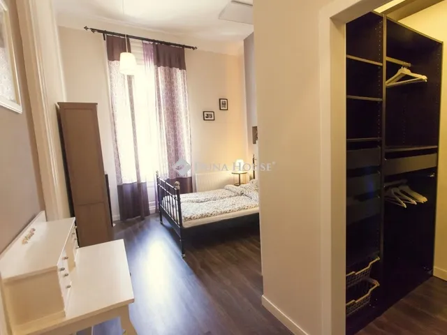 Eladó lakás Budapest VI. kerület 94 nm