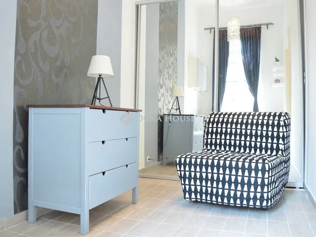 Eladó lakás Budapest VI. kerület 94 nm