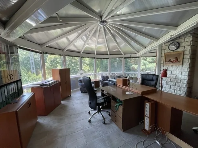 Eladó ház Budapest XV. kerület, Pestújhely 400 nm