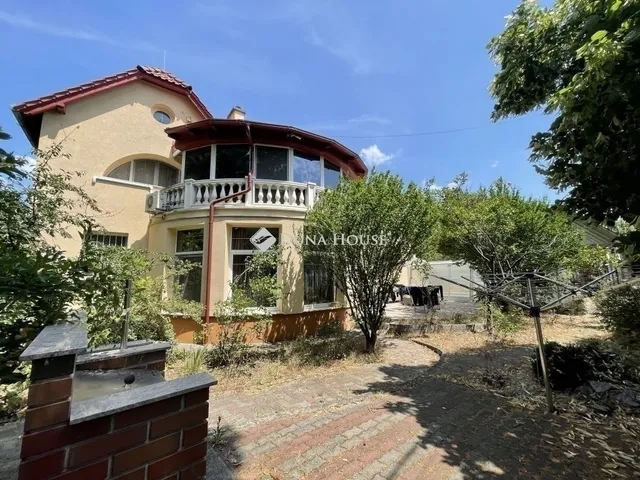 Eladó ház Budapest XV. kerület, Pestújhely 400 nm