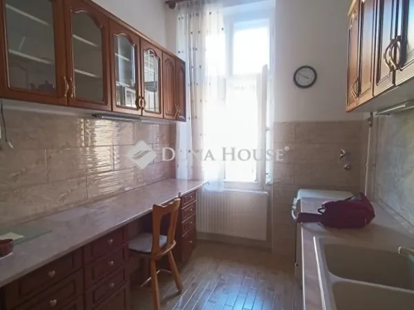 Eladó lakás Budapest XIV. kerület, Istvánmező 130 nm