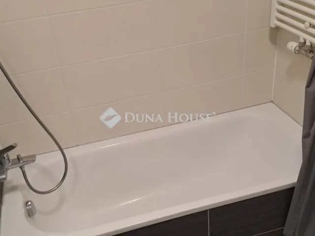 Eladó lakás Budapest VIII. kerület, Corvin negyed 50 nm