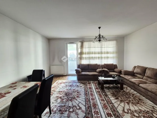 Eladó lakás Budapest VIII. kerület, Corvin negyed 74 nm