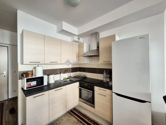 Eladó lakás Budapest VIII. kerület, Corvin negyed 74 nm