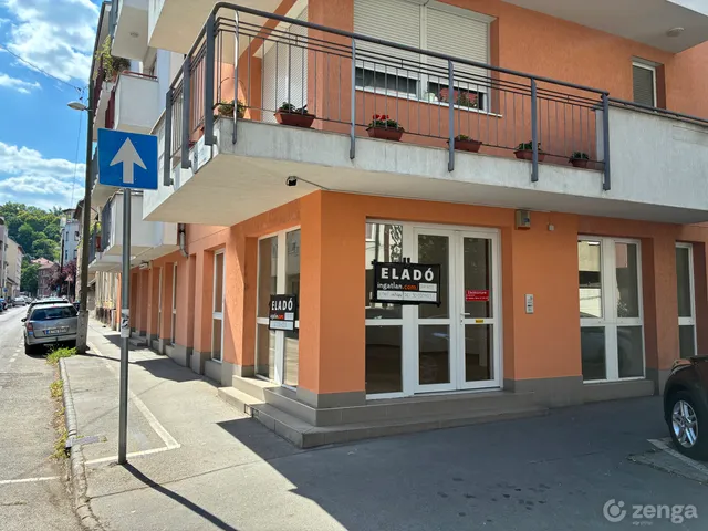 Eladó kereskedelmi és ipari ingatlan Budapest III. kerület, Óbuda 61 nm