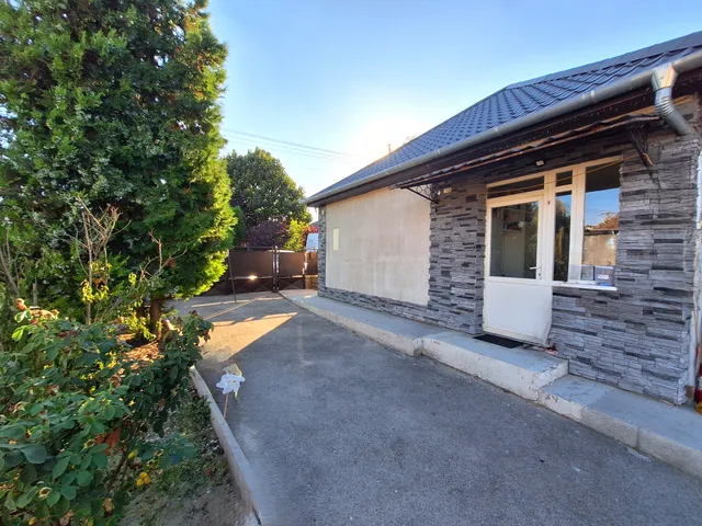 Eladó ház Örkény 100 nm