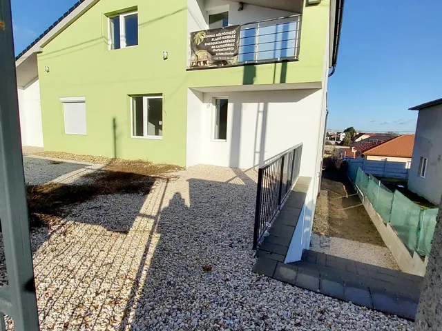 Eladó ház Budapest XXIII. kerület, Orbán hegy 170 nm