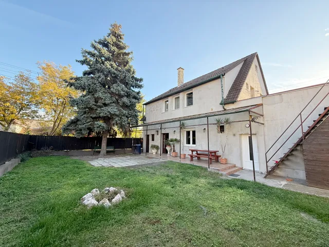 Eladó ház Budapest XX. kerület, Pesterzsébet-Szabótelep 190 nm