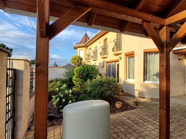 Eladó ház Dunaharaszti, Bezerédi-lakópark 222 nm