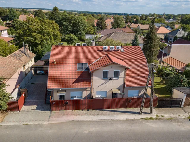 Eladó ház Gyömrő, Erzsébettelep 278 nm