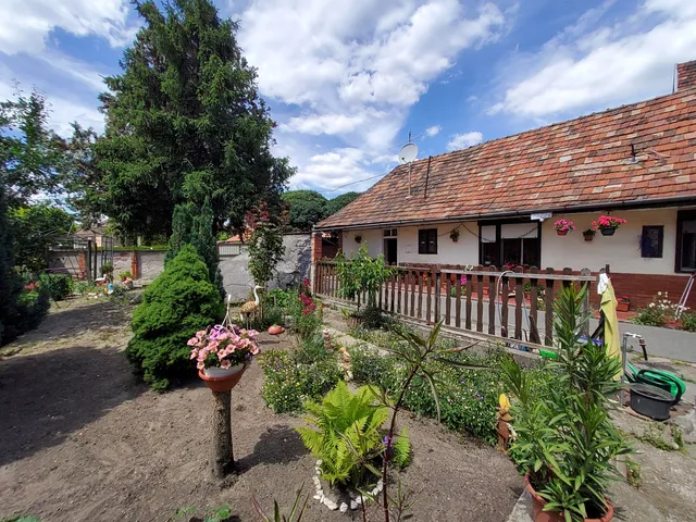 Eladó ház Budapest XXIII. kerület, Soroksár 210 nm