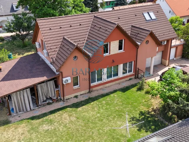 Eladó ház Vecsés, Krakkó 225 nm
