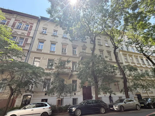 Eladó lakás Budapest VI. kerület, Diplomatanegyed 77 nm