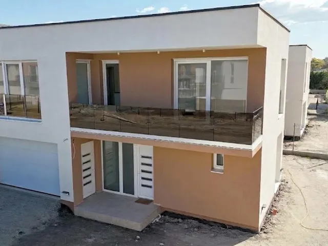 Eladó ház Budapest XX. kerület, Gubacsipuszta 204 nm