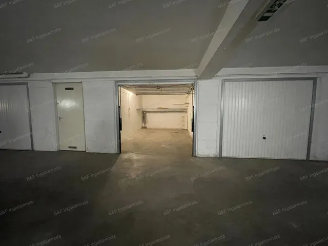 Eladó garázs Hajdúszoboszló 18 nm