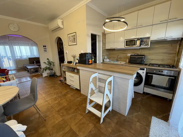 Eladó lakás Hajdúszoboszló 92 nm