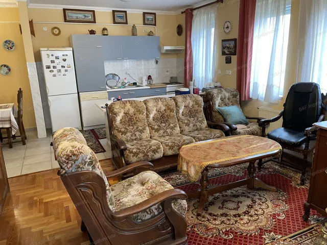 Eladó lakás Hajdúszoboszló 81 nm