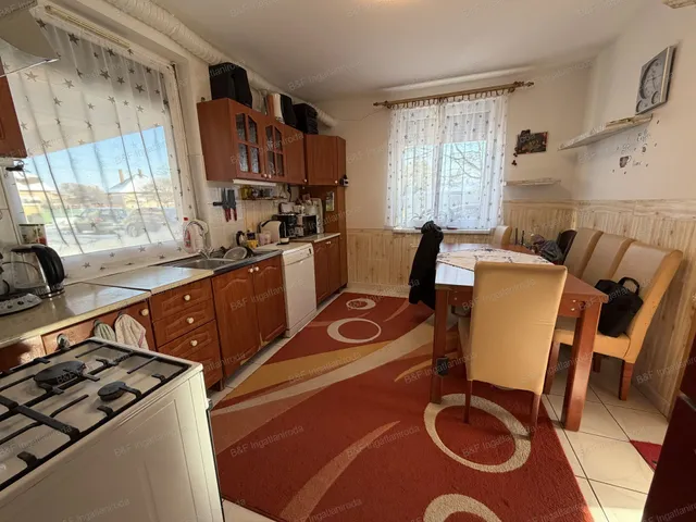 Eladó lakás Hajdúszoboszló 57 nm