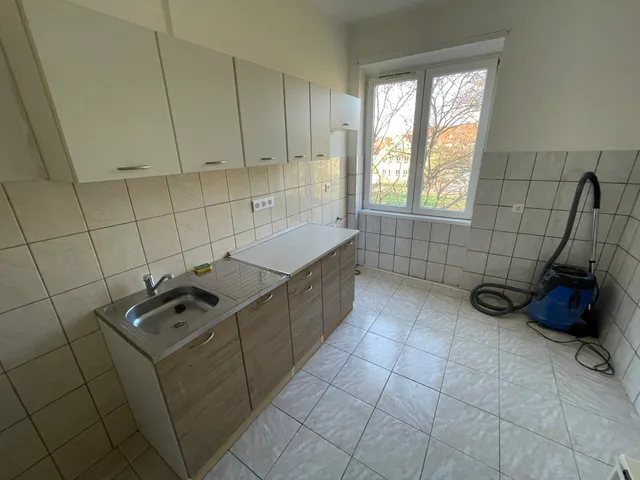 Kiadó lakás Székesfehérvár, Belváros 36 nm