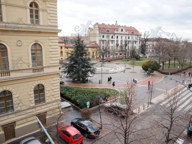 Eladó lakás Szeged 132 nm