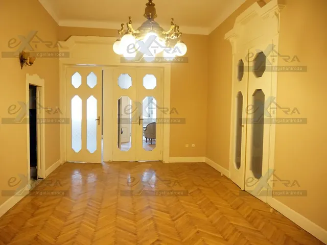 Eladó lakás Szeged 132 nm