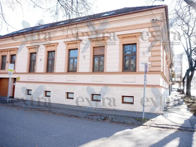 Eladó kereskedelmi és ipari ingatlan Szeged 592 nm
