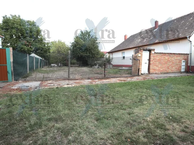 Eladó telek Szeged 806 nm