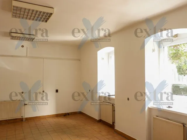 Kiadó kereskedelmi és ipari ingatlan Szeged 100 nm