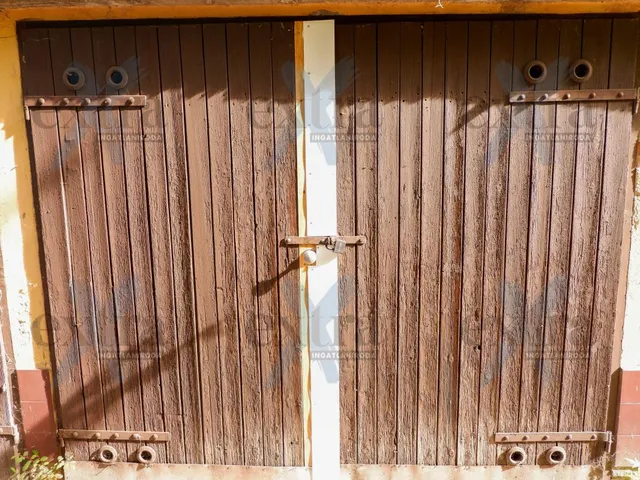 Eladó garázs Szeged 14 nm