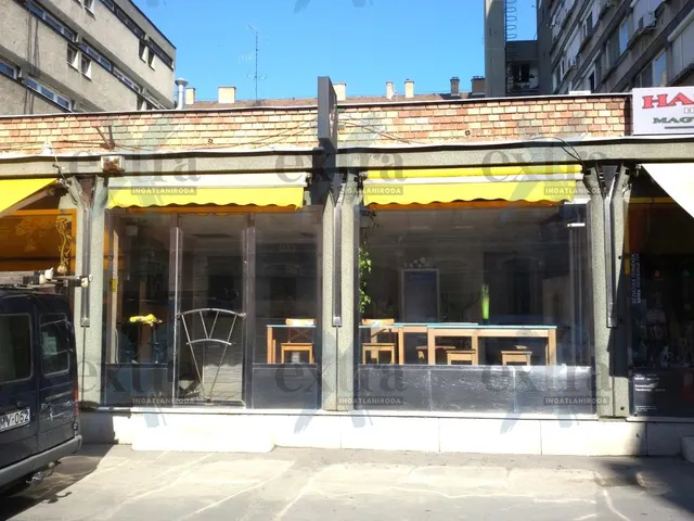 Eladó kereskedelmi és ipari ingatlan Szeged 42 nm