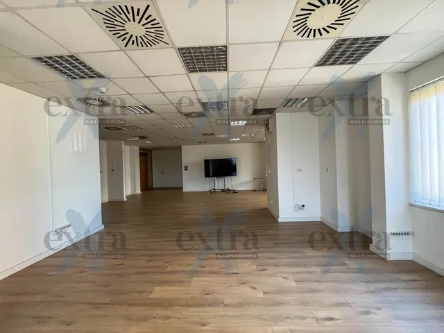 Kiadó kereskedelmi és ipari ingatlan Szeged 80 nm