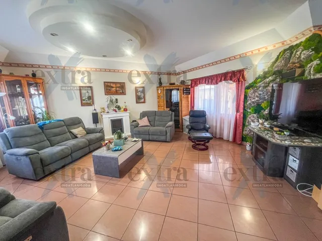 Eladó ház Hódmezővásárhely 140 nm