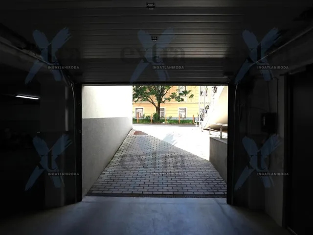 Kiadó garázs Szeged 15 nm