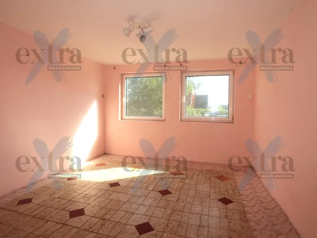 Eladó mezőgazdasági ingatlan Szeged 23 nm