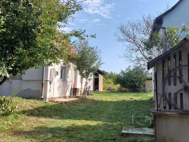 Eladó ház Somogyaszaló, Szőlőhegy 42 nm