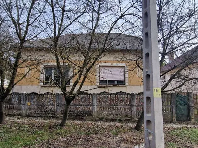 Eladó ház Felsőmocsolád 80 nm