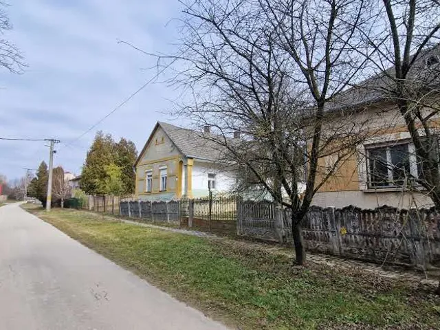 Eladó ház Felsőmocsolád 80 nm
