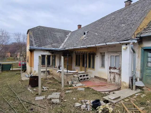 Eladó ház Felsőmocsolád, Rákóczi Ferenc utca 80 nm