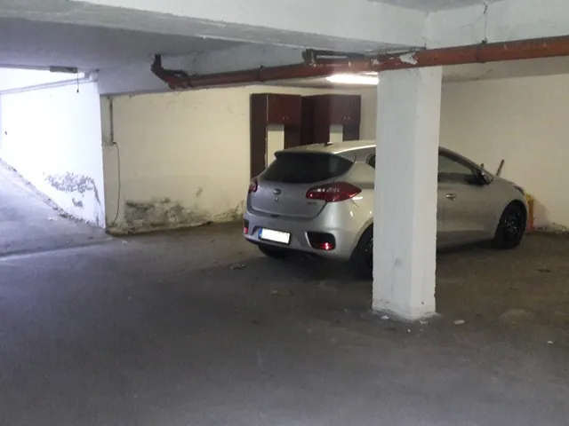 Kiadó garázs Kaposvár, Belváros, Németh István fasor 13 nm