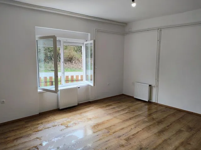 Eladó ház Kisasszond, Kossuth Lajos utca 120 nm