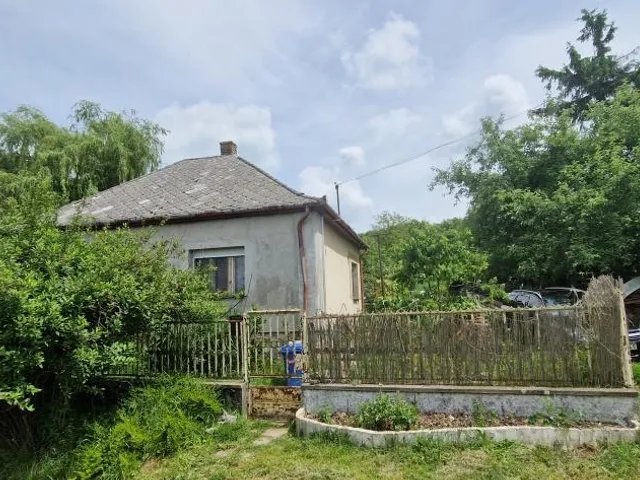 Eladó ház Zselickisfalud, Fő utca 110 nm